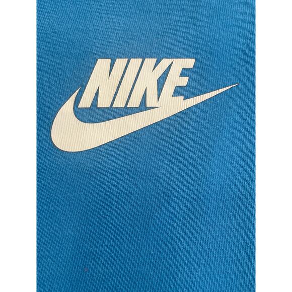 Nike T-Shirt Boys Size 5 Blue Swoosh Short Sleeve 100% Cotton - Picture 2 of 4
